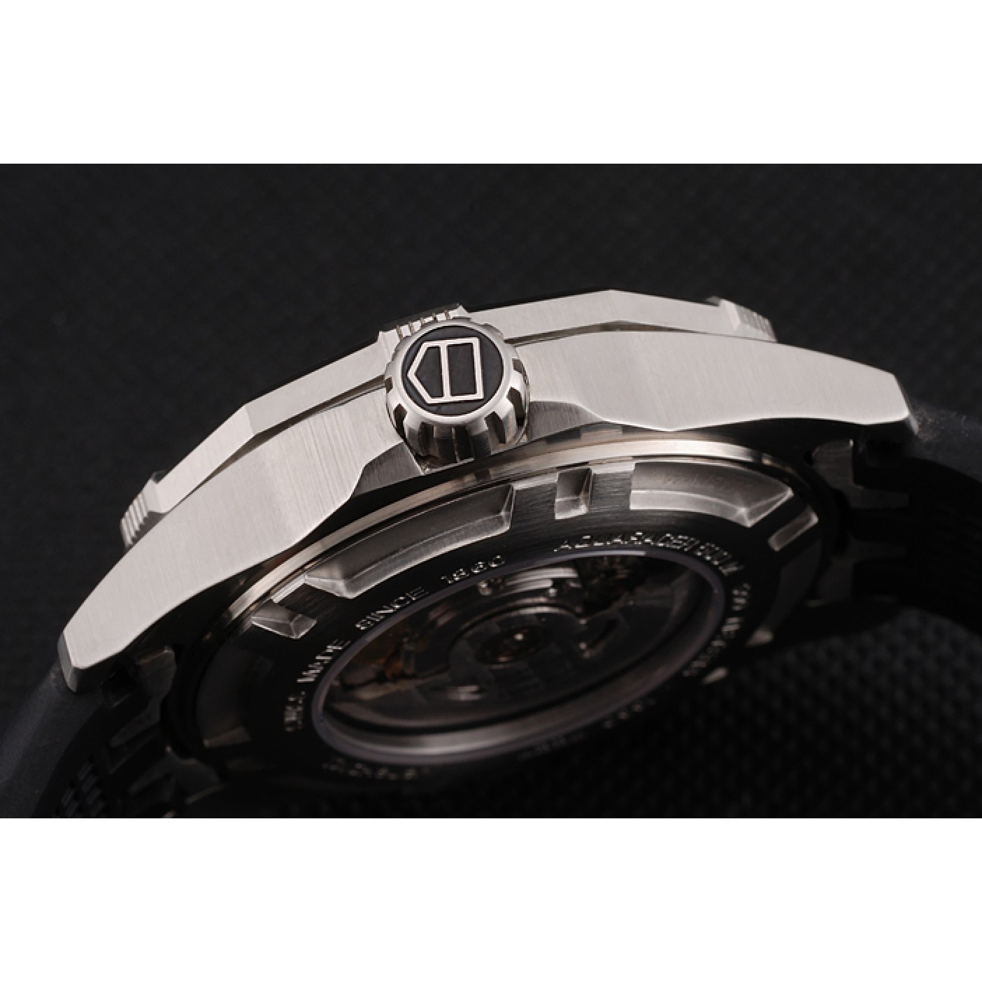 MiroTime Swiss Tag Heuer Aquaracer Calibre 5 Black Dial Gold Bezel Stainless Steel Case Black Rubber Strap