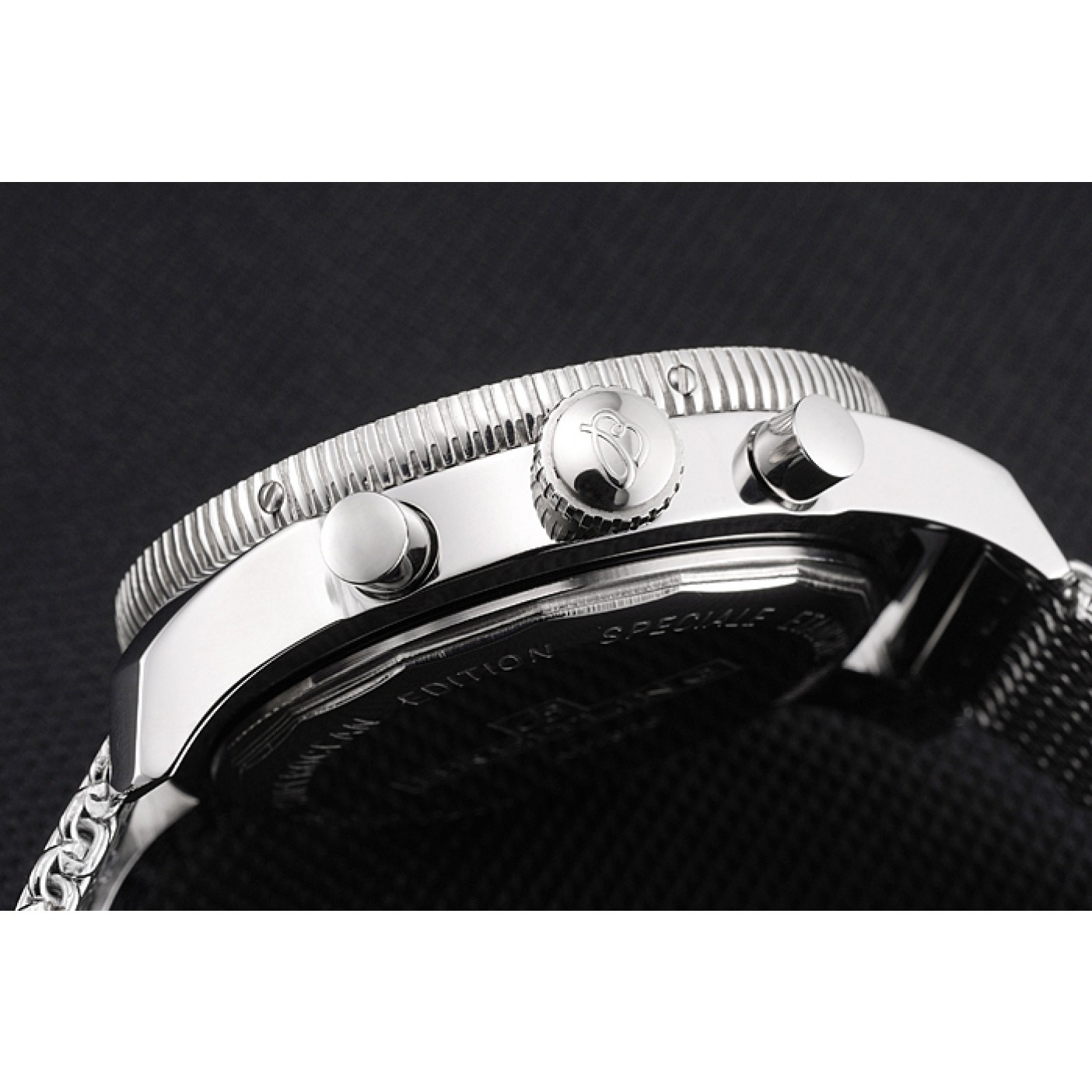 MiroTime Breitling Superocean Heritage Chronographe 44 Black Dial And Bezel Stainless Steel Case And Bracelet
