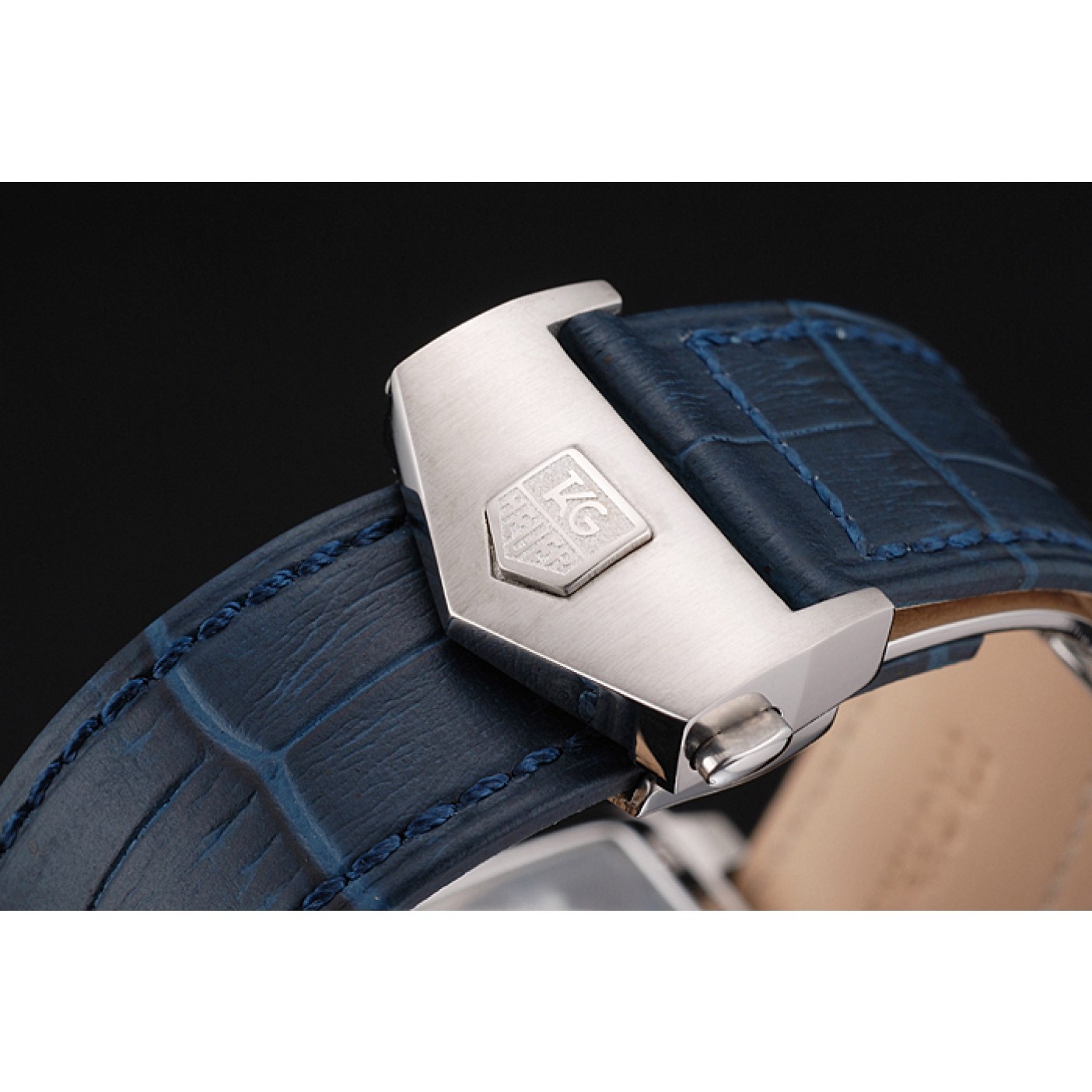 MiroTime Tag Heuer Monaco 24 Calibre 36 Chronograph Blue And Grey Stripes Dial Blue Leather Strap 622273