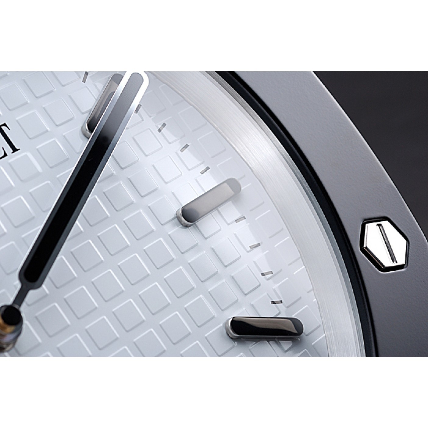 MiroTime Audemars Piguet Royal Oak Wall Clock Black-White 622461
