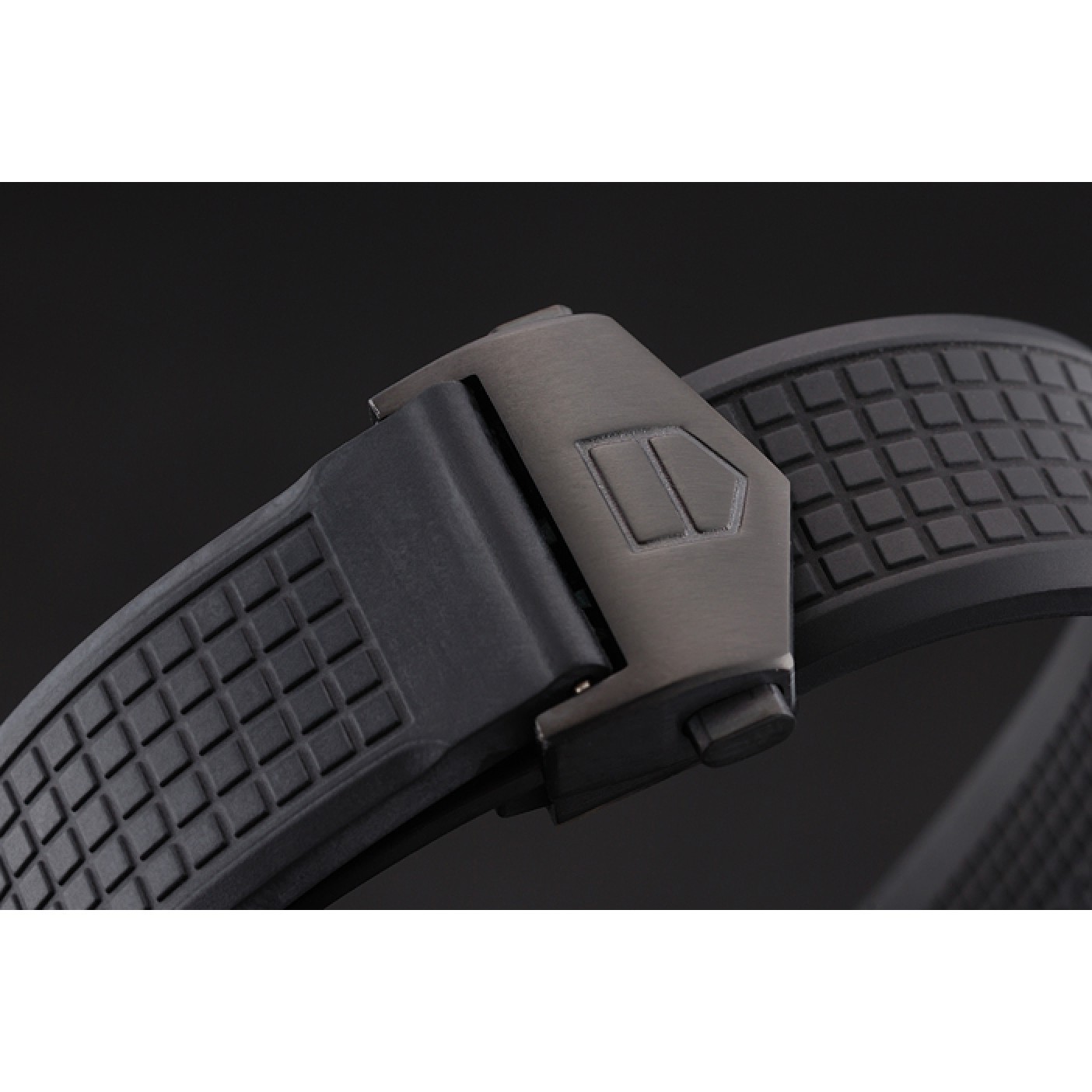 MiroTime Swiss Tag Heuer Aquaracer Calibre 5 Black Dial Black Bezel Black Case Black Rubber Strap