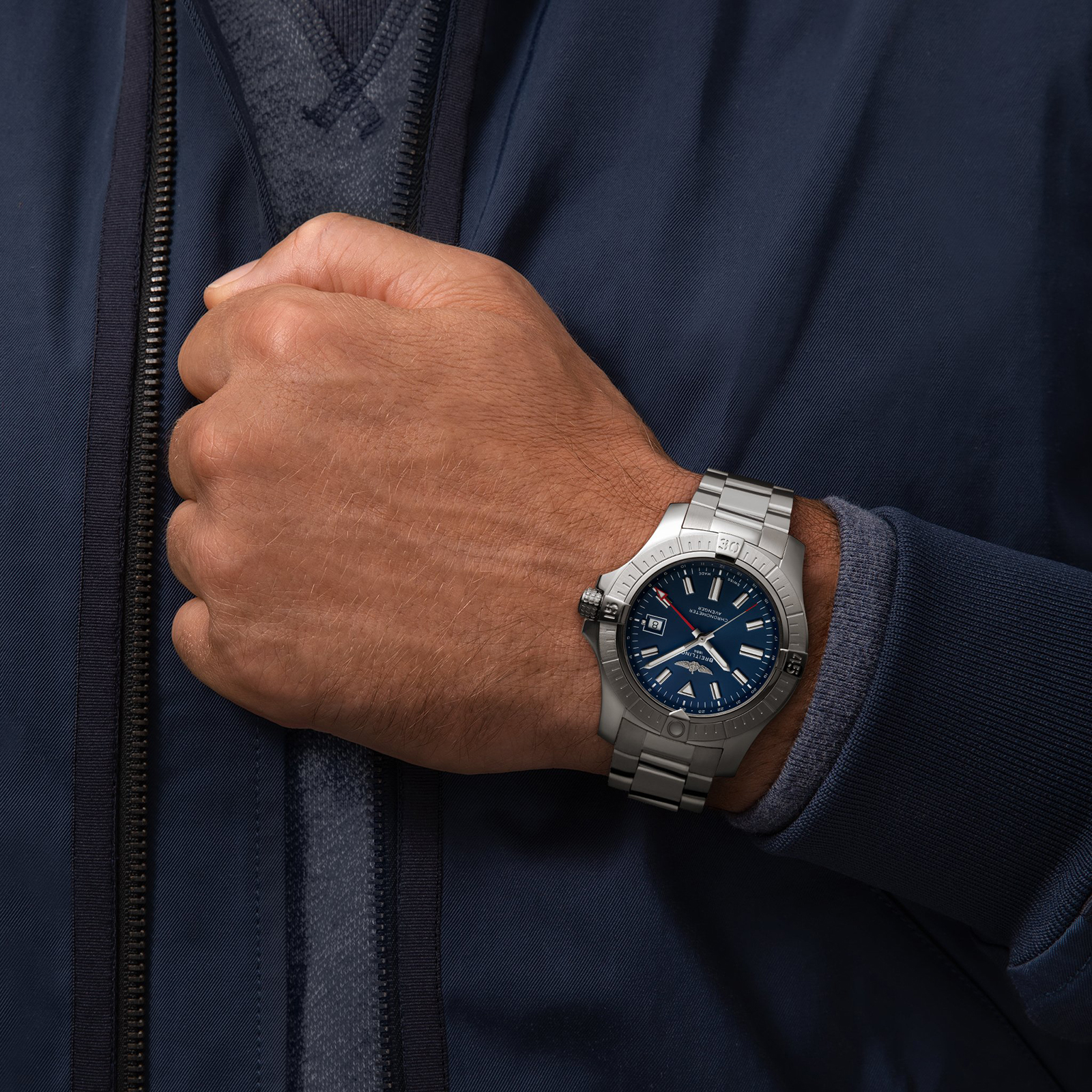 MiroTime Swiss Breitling Avenger 45 GMT A32395101C1A1